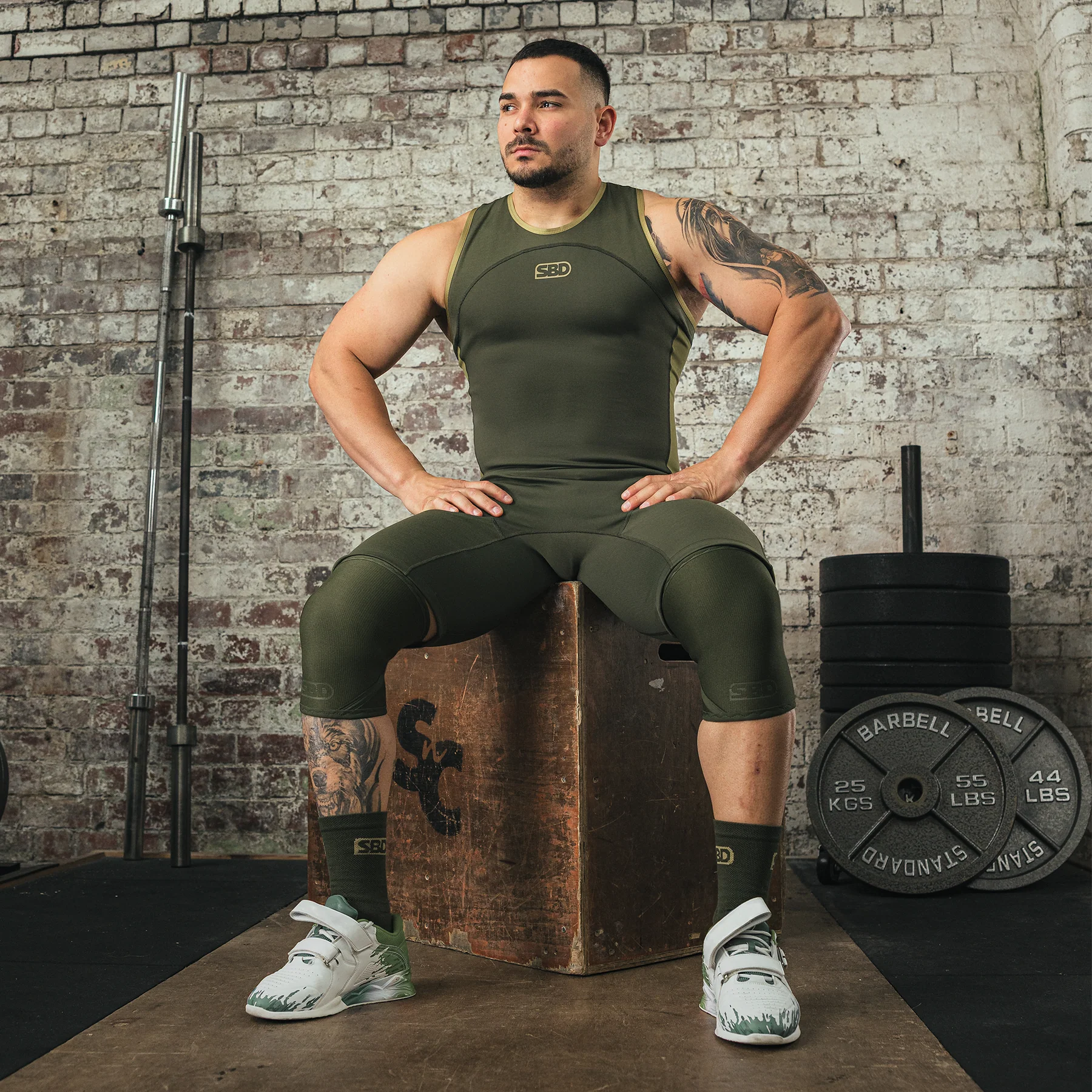 Resolve Weightlifting Knee Sleeves - Image 3