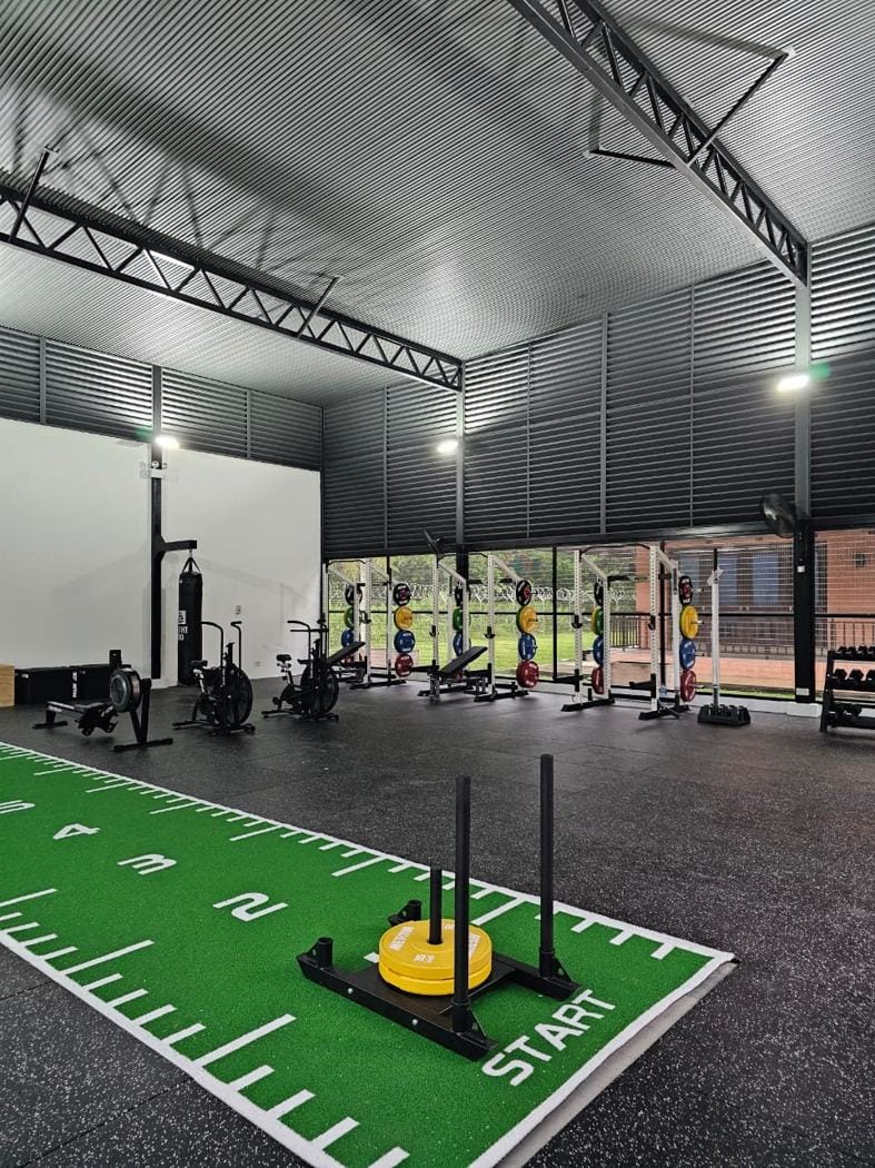 Service 01 — STRONGER gym services, Brunei